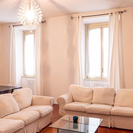 Appartamento Superhouse Piazza Duomo Area Мілан Екстер'єр фото